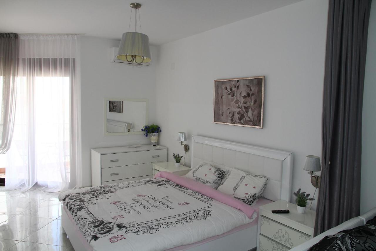Bella Costa Appartement Dobra Voda Buitenkant foto