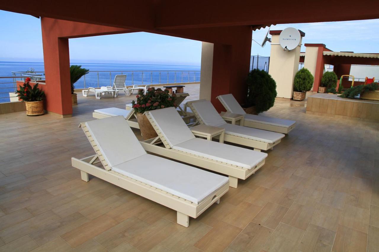 Bella Costa Appartement Dobra Voda Buitenkant foto