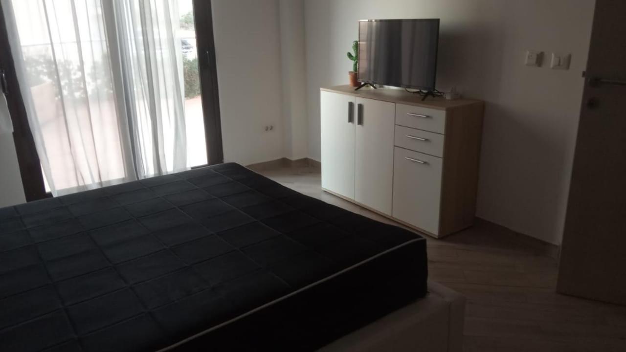 Bella Costa Appartement Dobra Voda Buitenkant foto