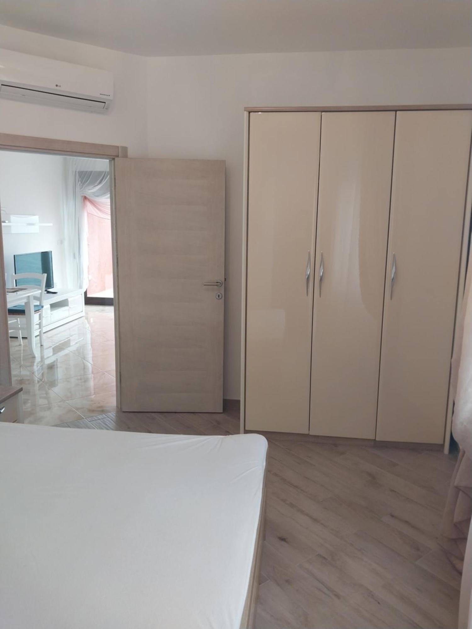 Bella Costa Appartement Dobra Voda Buitenkant foto